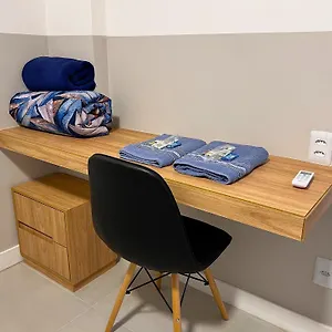 Apartamento Apto Reformado E Decorado No Centro, Florianópolis